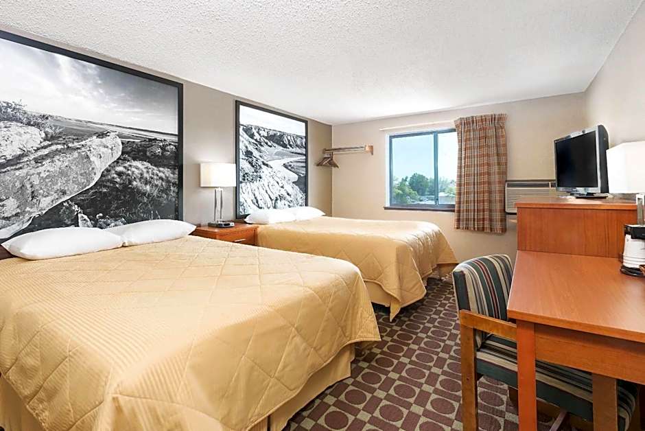 Super 8 by Wyndham Miles City