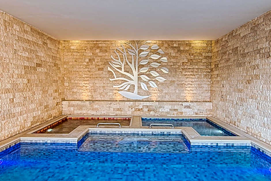 Seasons Golf, Leisure, Spa