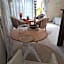A1 Kynaston Guest House bed and breakfast or self catering
