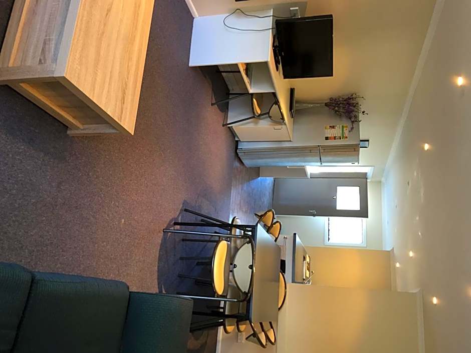 Fairway Motel & Apartments