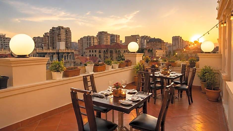 Premier Hotel
