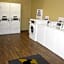Extended Stay America Suites - Orlando - Convention Center - Universal Blvd