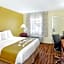 Days Inn by Wyndham Clarksville TN