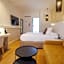 Best Western Plus Up Hotel & Bar