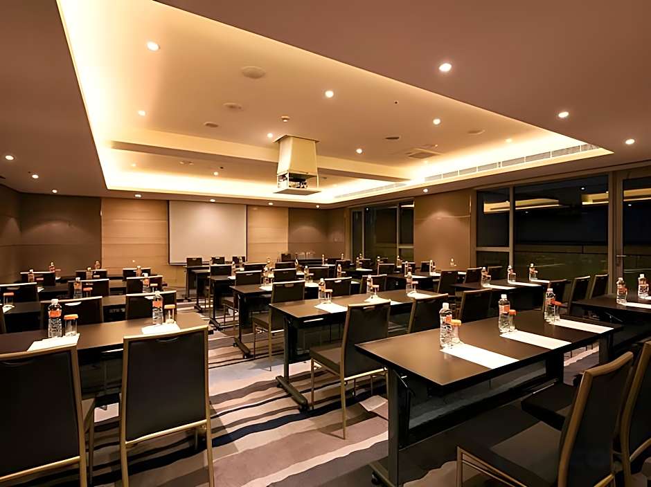 Hotel Cozzi Ximen Tainan