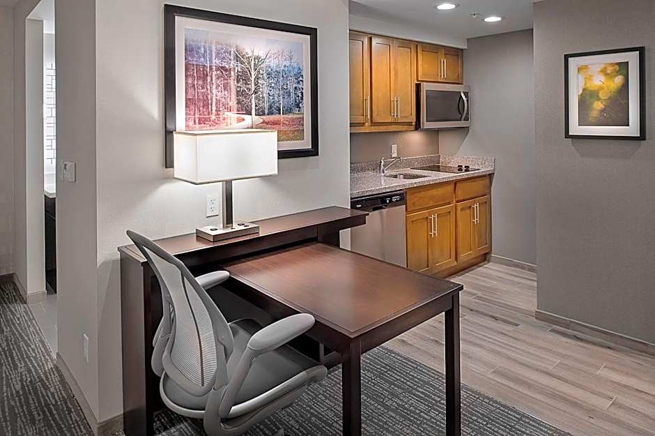 Homewood Suites by Hilton St. Louis Westport