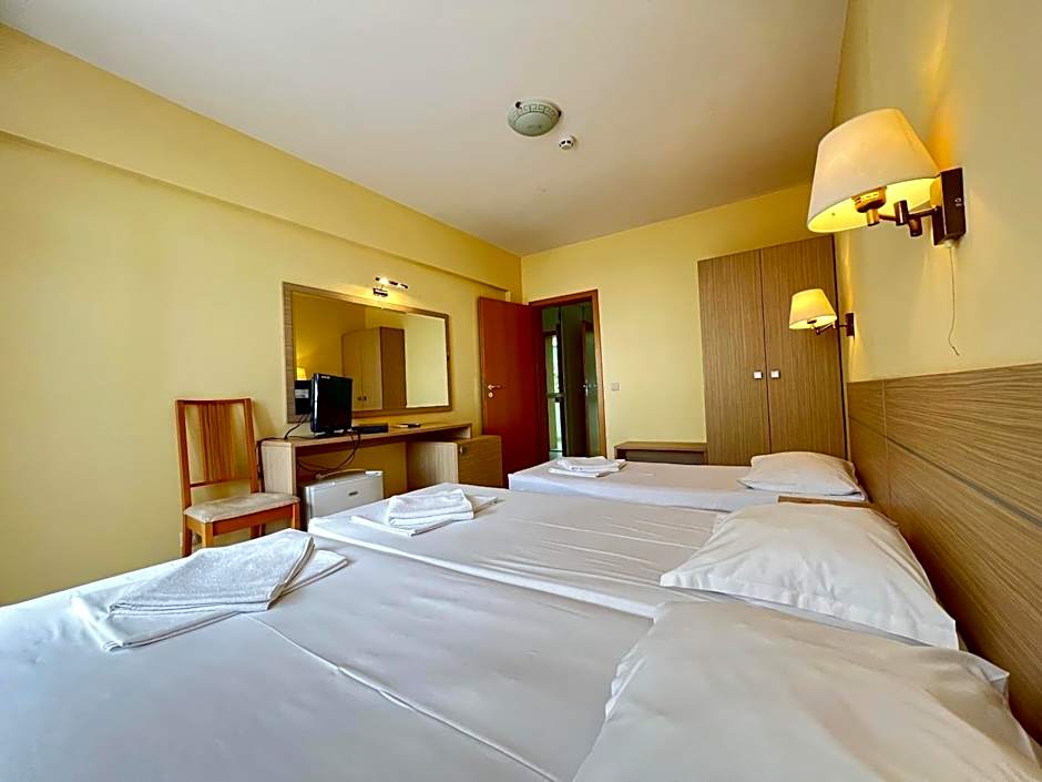 Александра