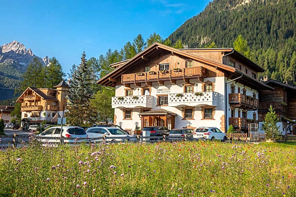 Cima Dodici B&B - Apartments