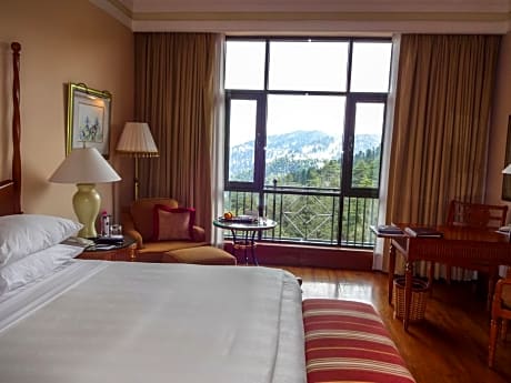 Premier room with Mountain View (Twin)