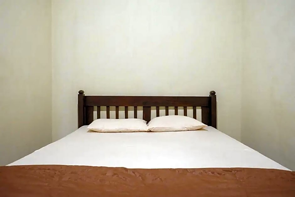 Cakra Homestay Solo Mitra RedDoorz