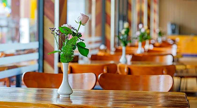 T78 Hotel (Managed by Nha khach T78)