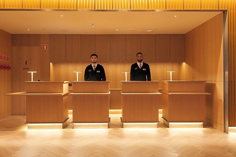 Lumen Hotel & The Lisbon Light Show