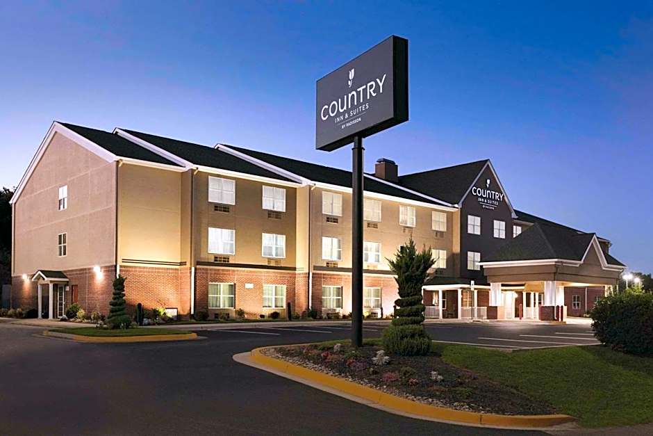 Country Inn & Suites by Radisson, Washington, D.C. East - Capitol Heights, MD