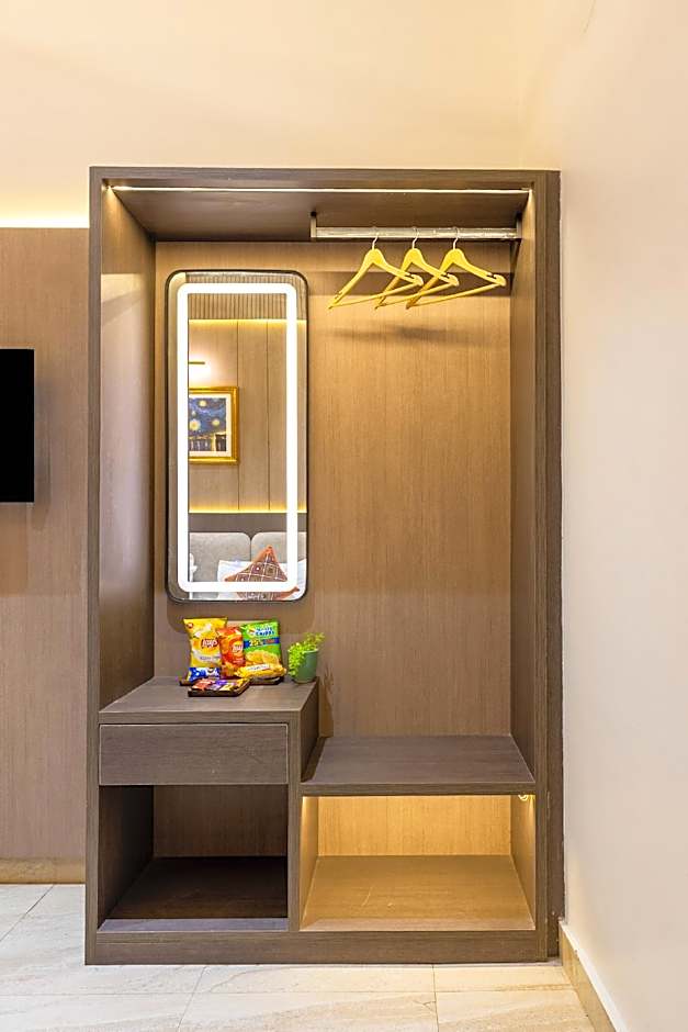 Hotel Golden Wings
