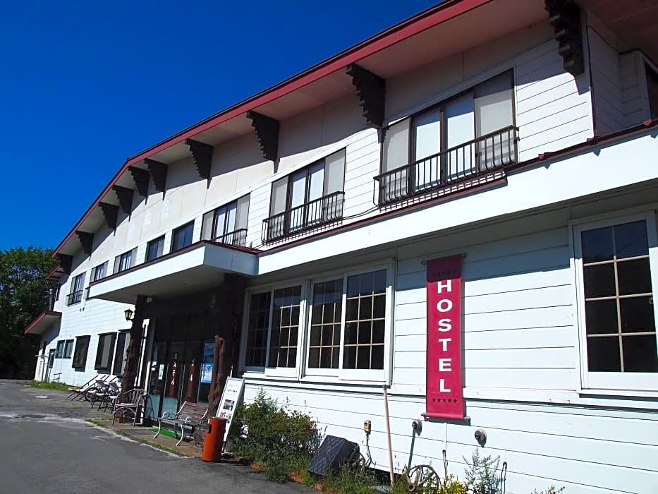 Hutte Jil Shirakabako