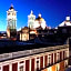 Hotel Leones