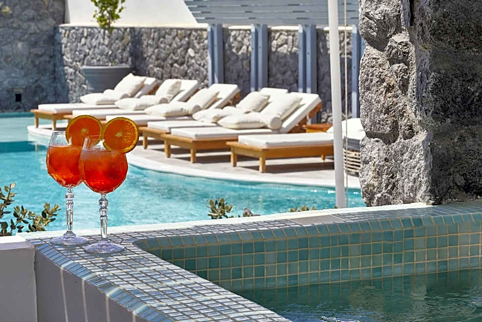 Amara Suites Santorini