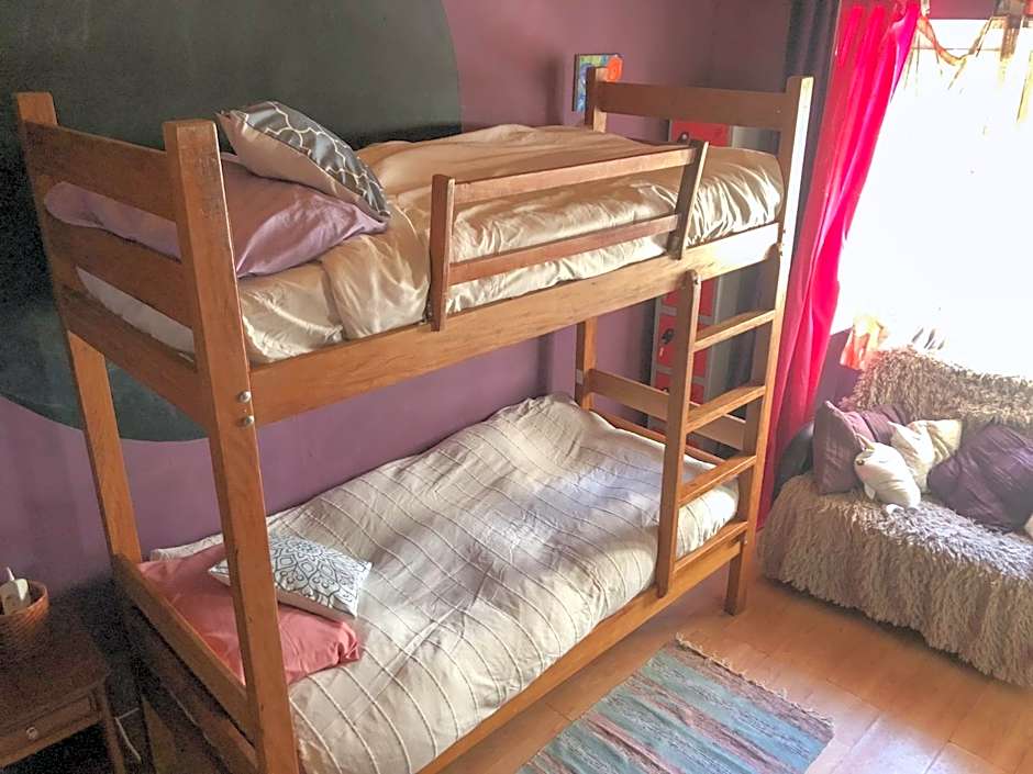 Buddha Bee - 18 to 35 years old only