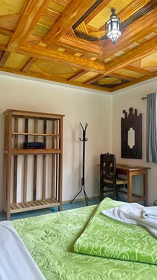 Hotel New Mars Dades