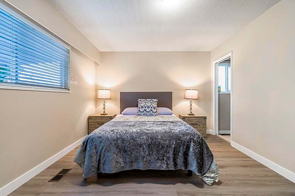 Orchid House near Vancouver YVR Airport