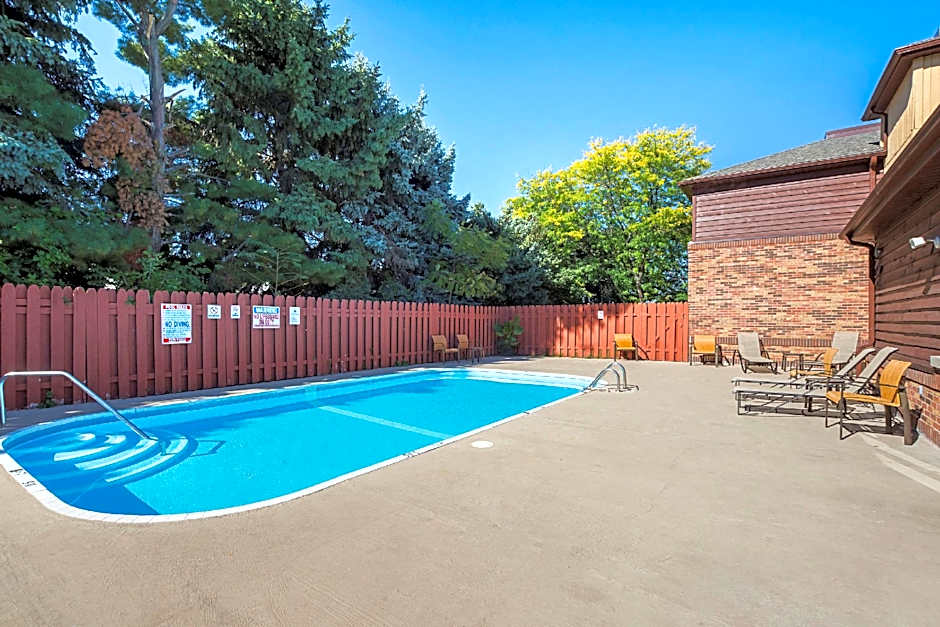 AmericInn by Wyndham Holland MI