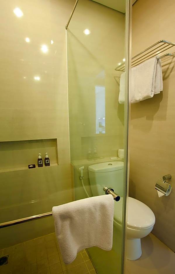 The Astari Villa and Residence