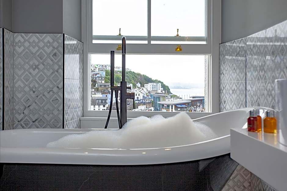 Vigilance Suite - Free Wi-Fi - Sea View