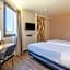B&B hotel Marseille Centre La Timone
