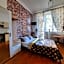 Lorf Hostel&Apartments