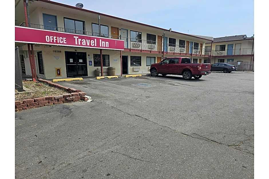 Travel Inn By OYO Omaha