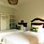 The Room Padang-Padang