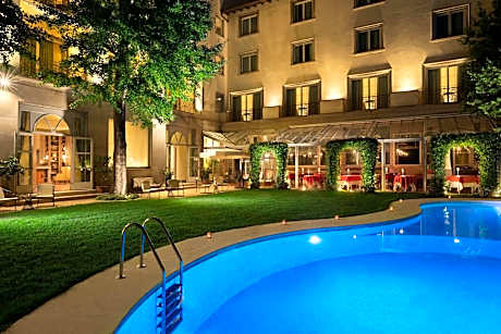 Sina Villa Medici, Autograph Collection by Marriott