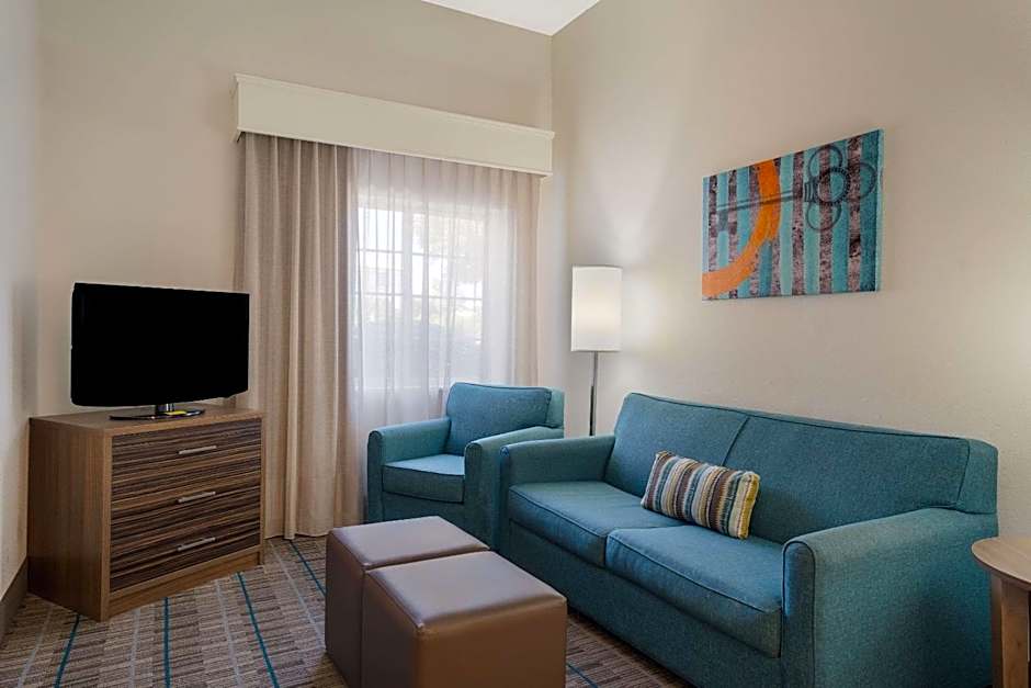 MainStay Suites Wilmington - University Area