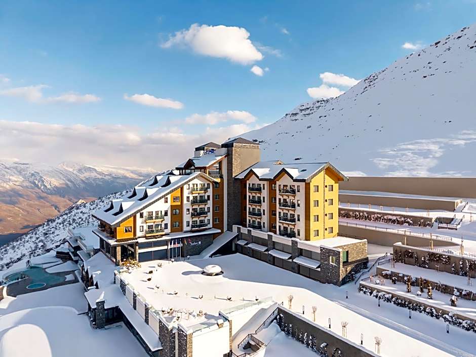 Photo 1 of 50 of Radisson Blu Resort & Spa, Korek Mountain