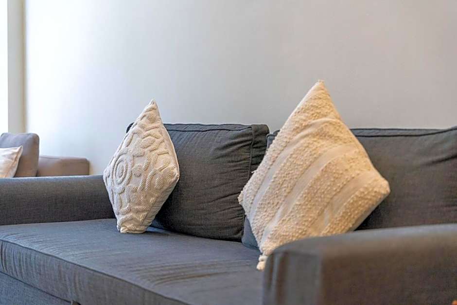 StayShort - Bright 1-Bedroom with View Dubai Marina