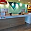 avid hotels - Detroit - Warren By IHG