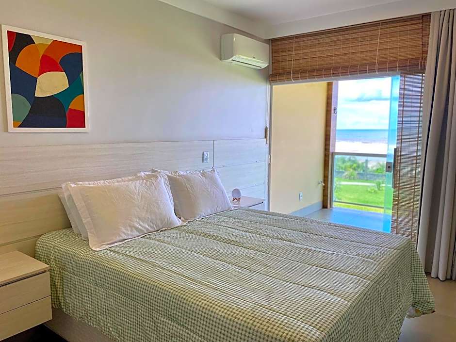 Refúgio Pé na Areia com 4 quartos em Ilhéus - Condomínio Perfeito para Família!