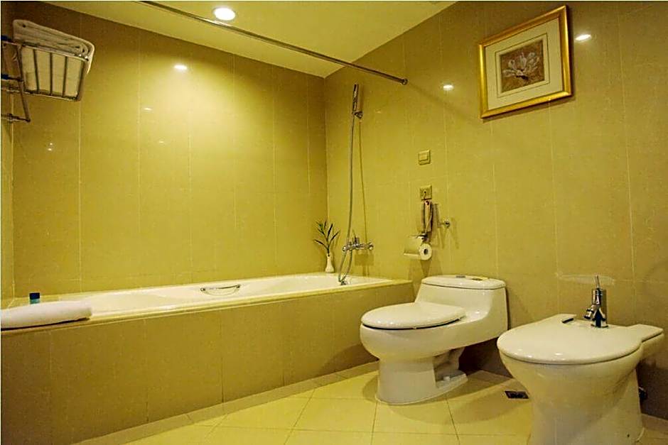 Landmark International Hotel