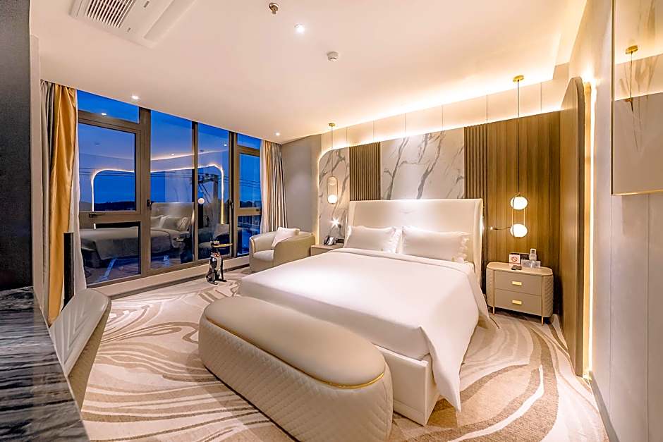 New Century Dalat Hotel