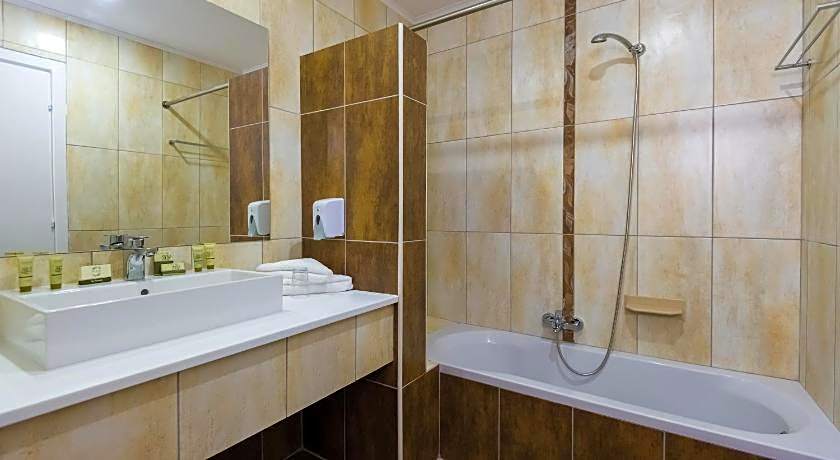 Gaia Royal Hotel