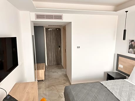 Double Room with Inland View (3 Adults + 2 Children)