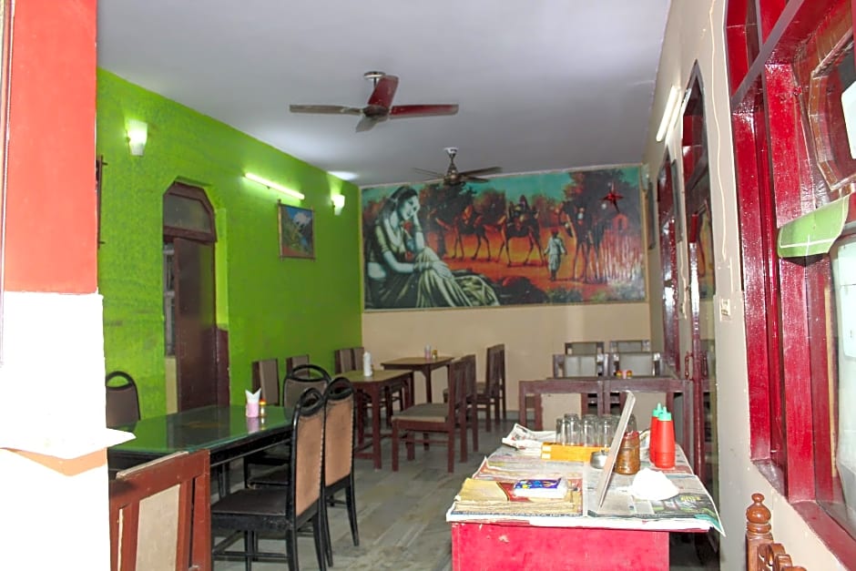 Hotel Raj Bed & Breakfast