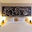 B&B HOTEL Reims Centre Erlon