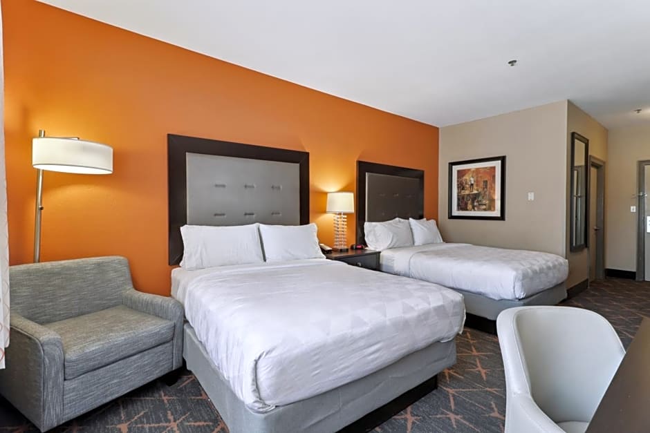 Holiday Inn Hotel & Suites Slidell