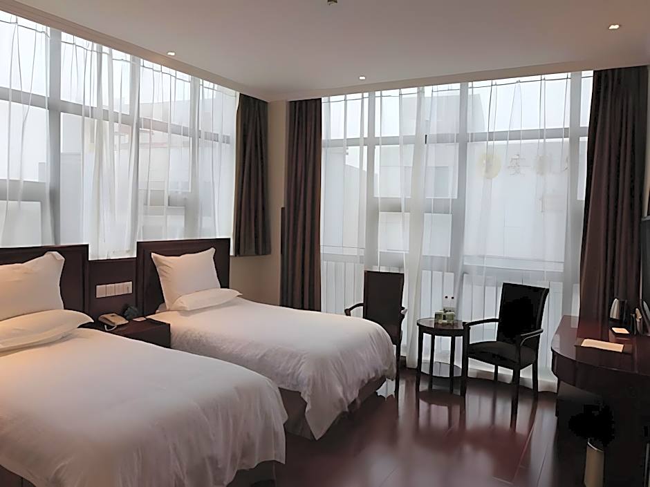 GreenTree Inn HeFei Shushan District West Changjiang Road Fengle Building Express Hotel