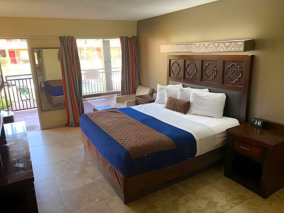 Rodeway Inn – Holiday, FL