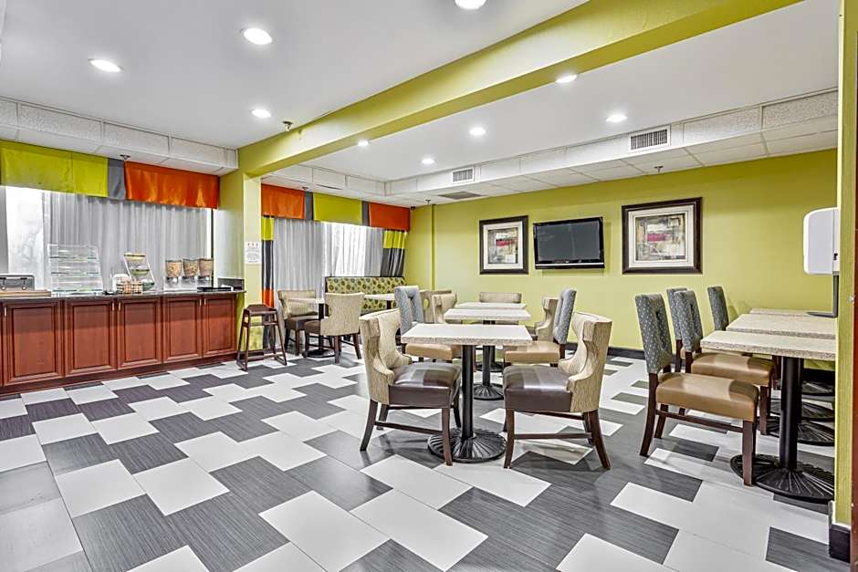 Quality Inn Prattville I-65