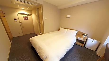 [Bonus Room] For groups and families! [Semi-double room] [Non-smoking]