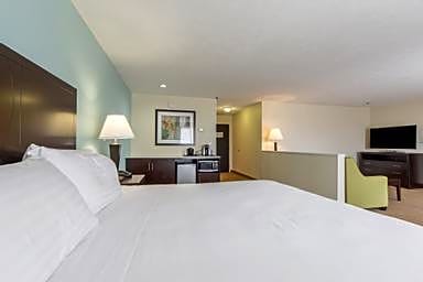 Holiday Inn Express Dandridge