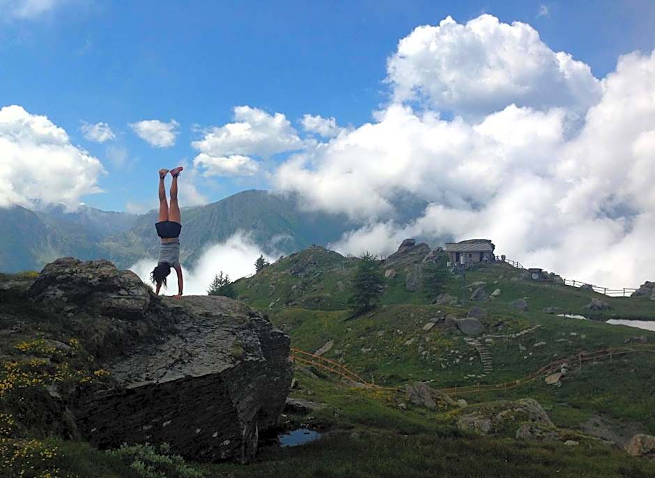 Medieval Hamlet Malpertus